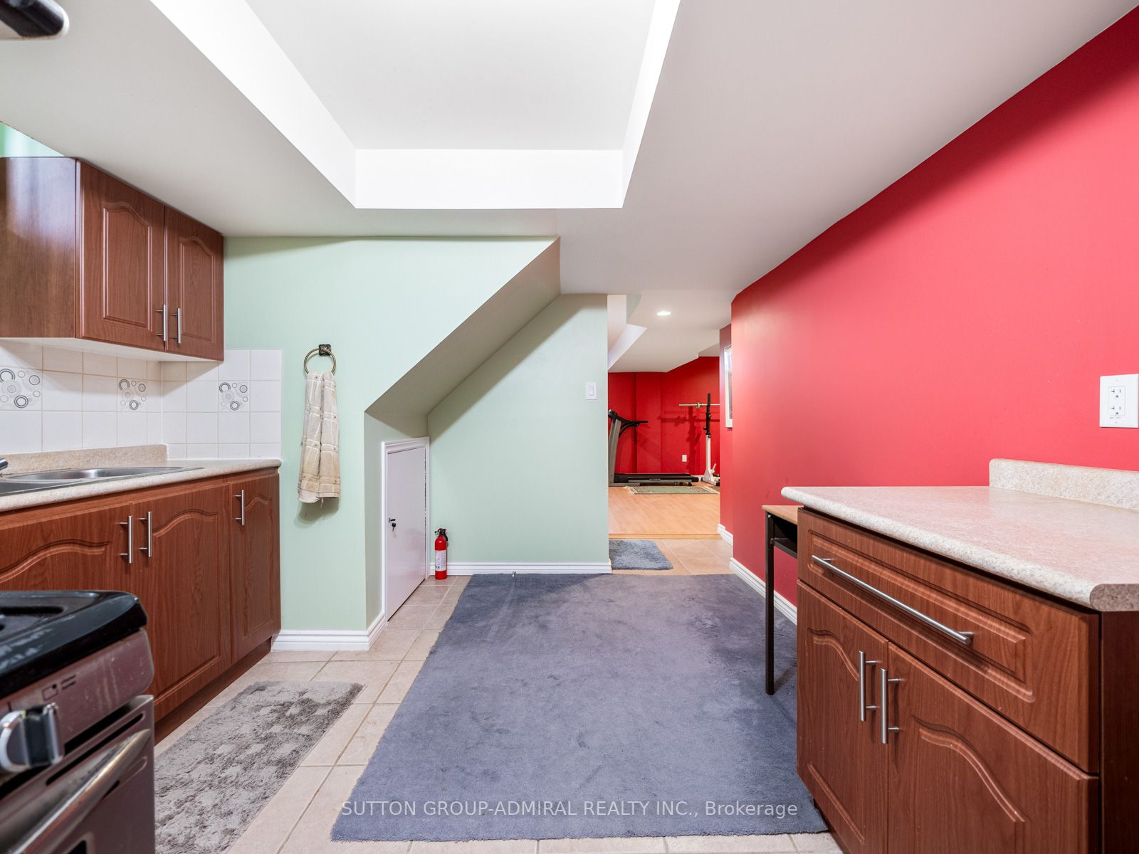82 Vivian Rd
