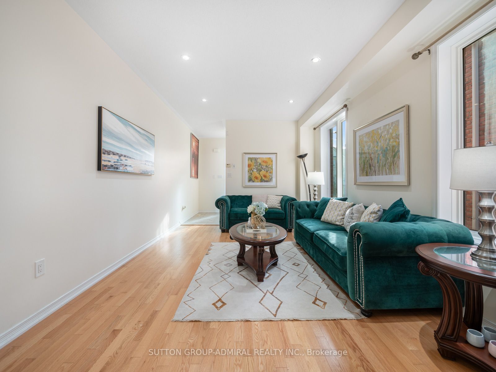 82 Vivian Rd