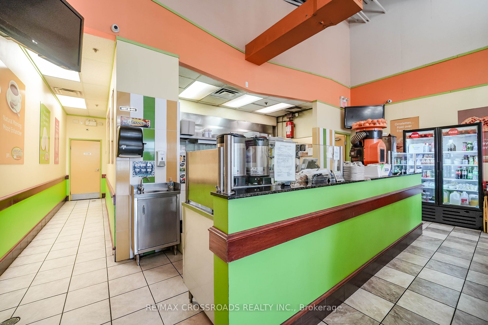 617 Victoria St W, #Suite 8