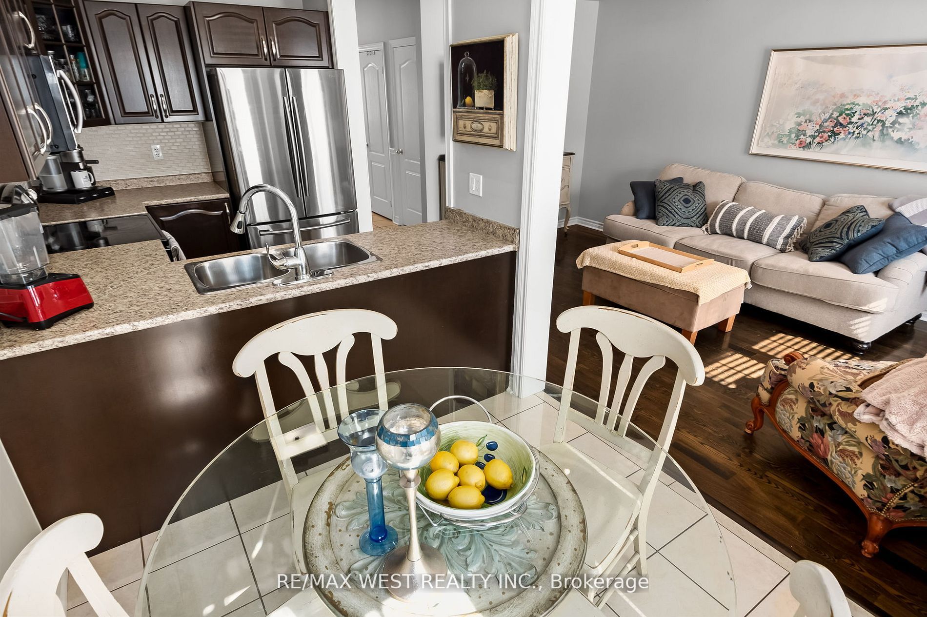 100 Bagnell Cres