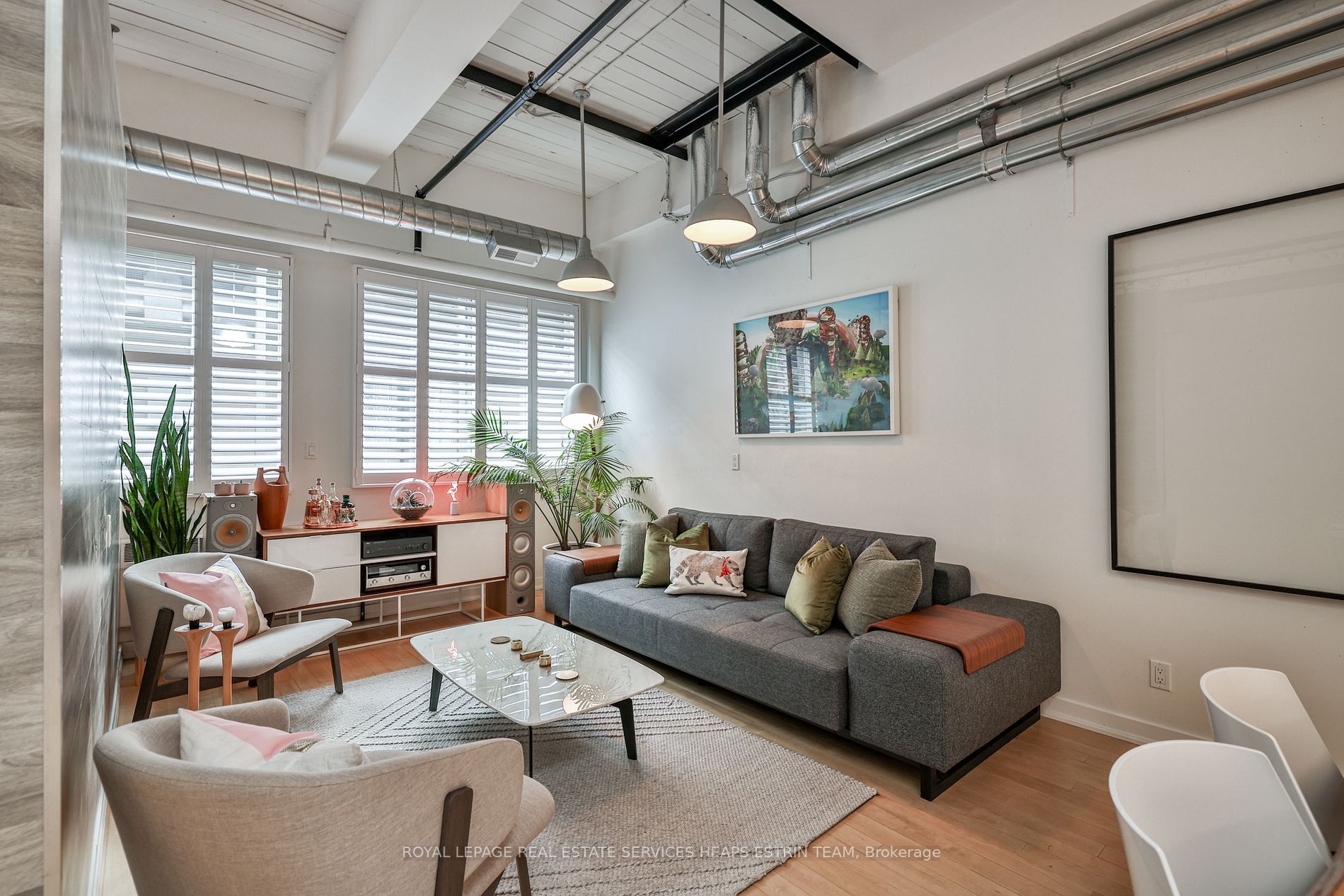 1173 Dundas St E, #237