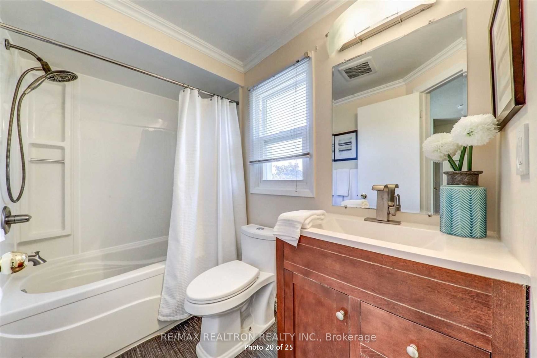 49 Millington Cres
