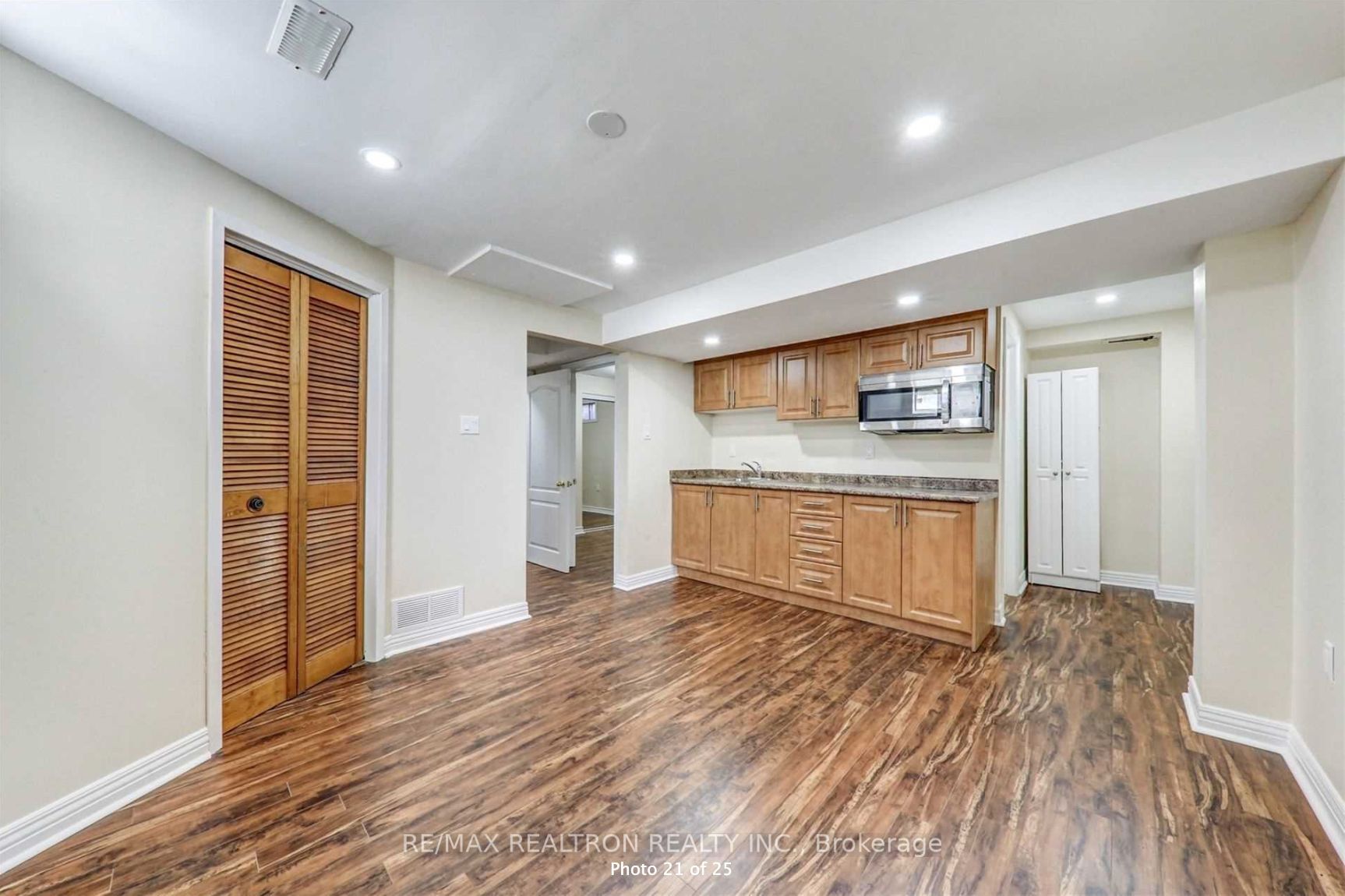 49 Millington Cres