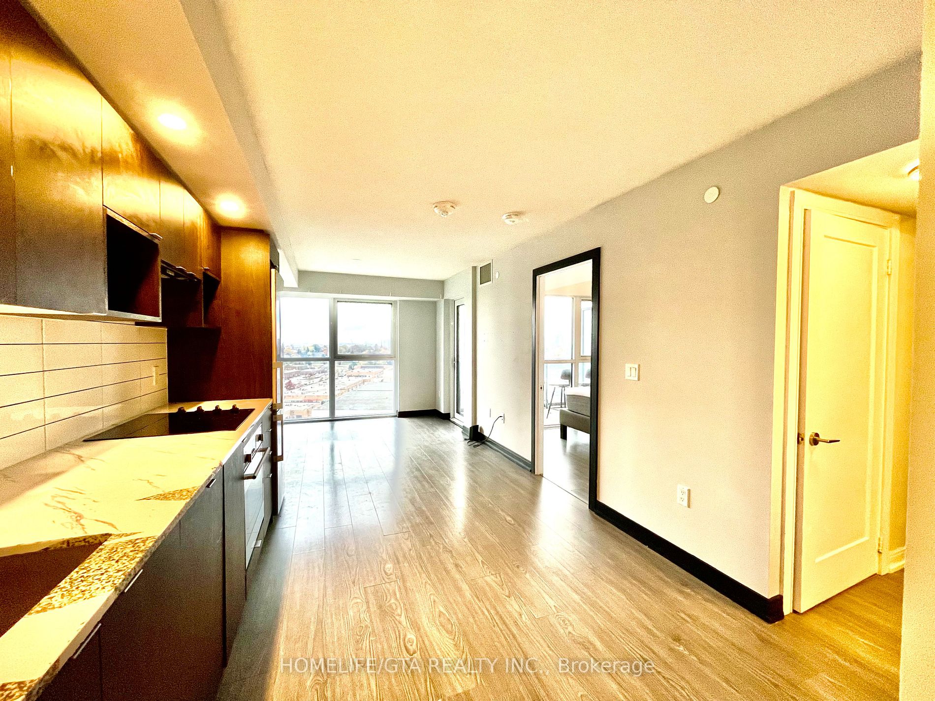 225 Village Green Sq, #1201