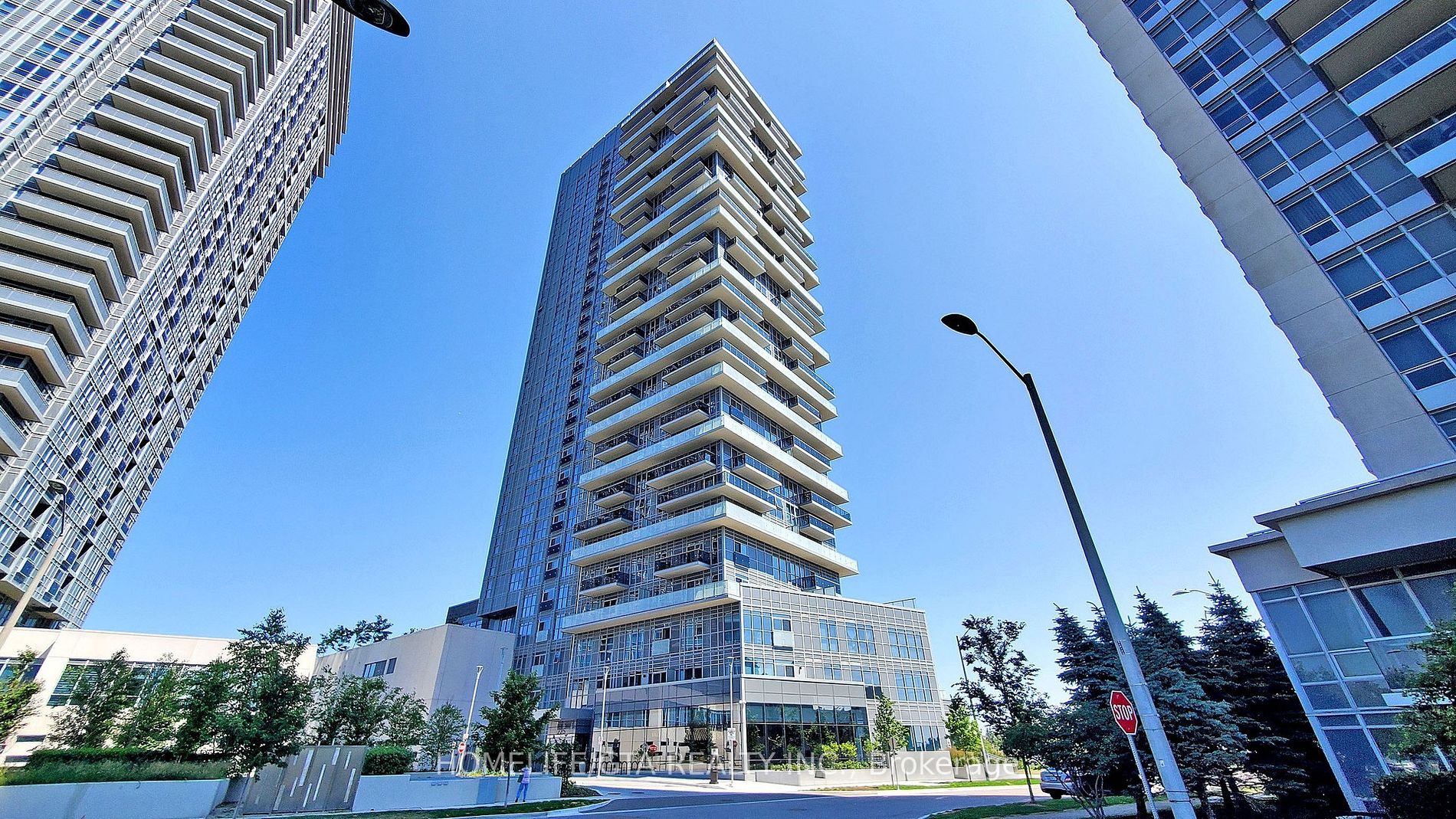225 Village Green Sq, #1201