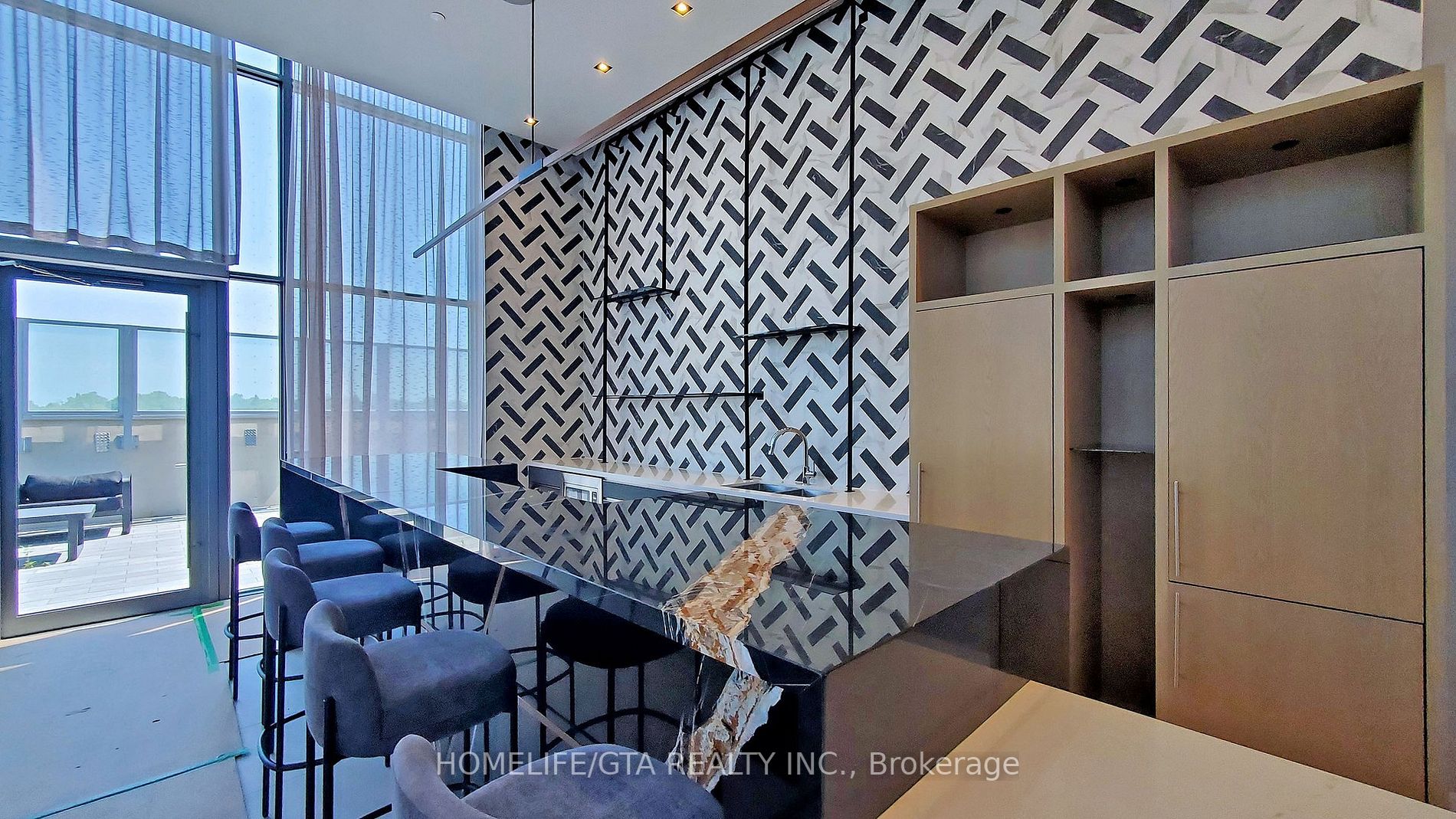 225 Village Green Sq, #1201
