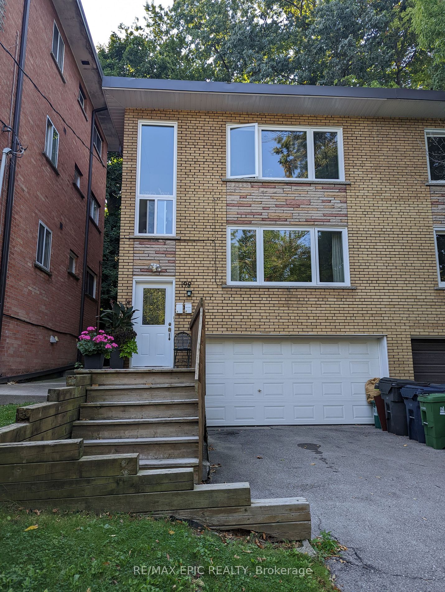 198 Kenilworth Ave