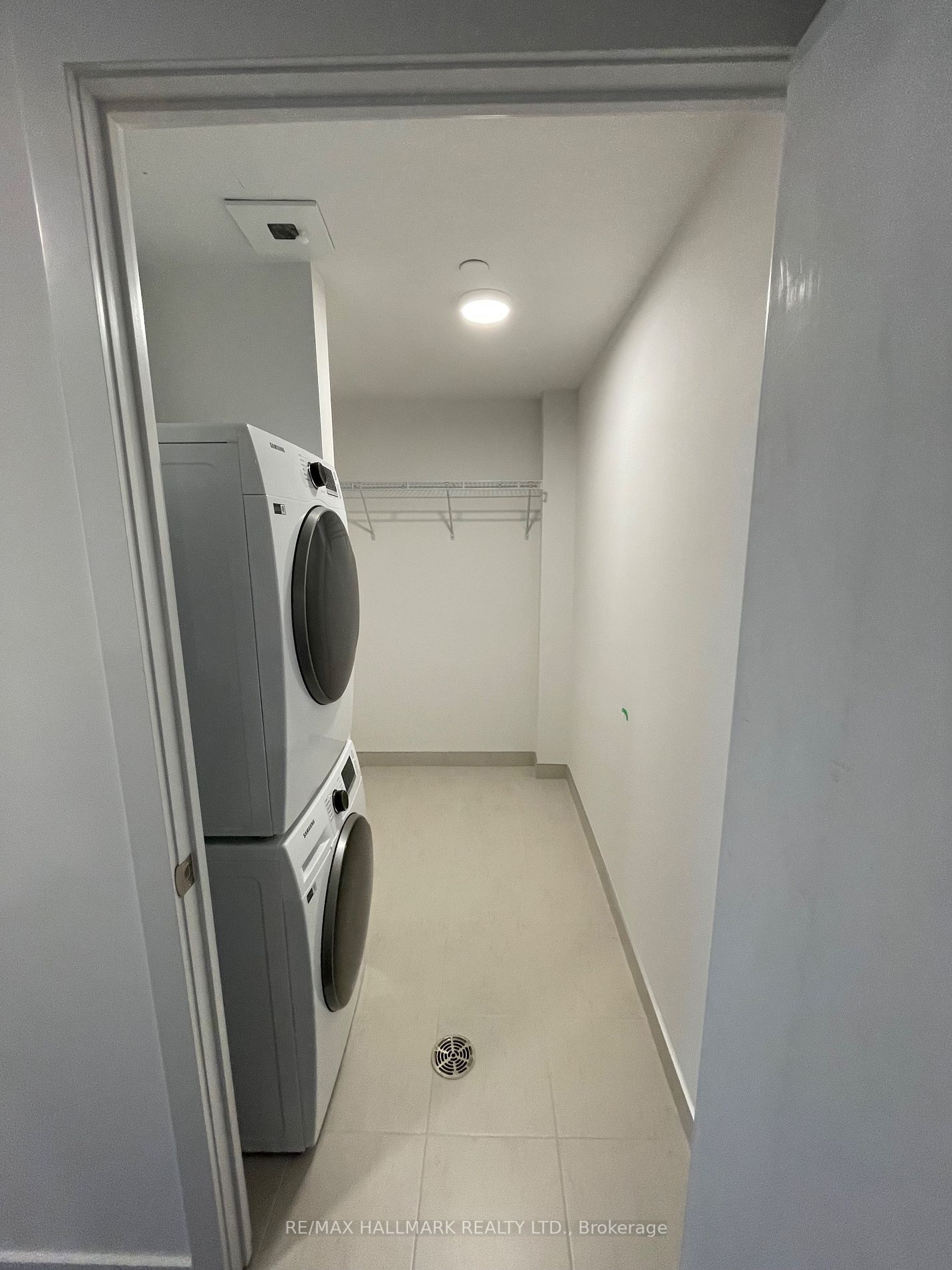 150 Logan Ave, #401