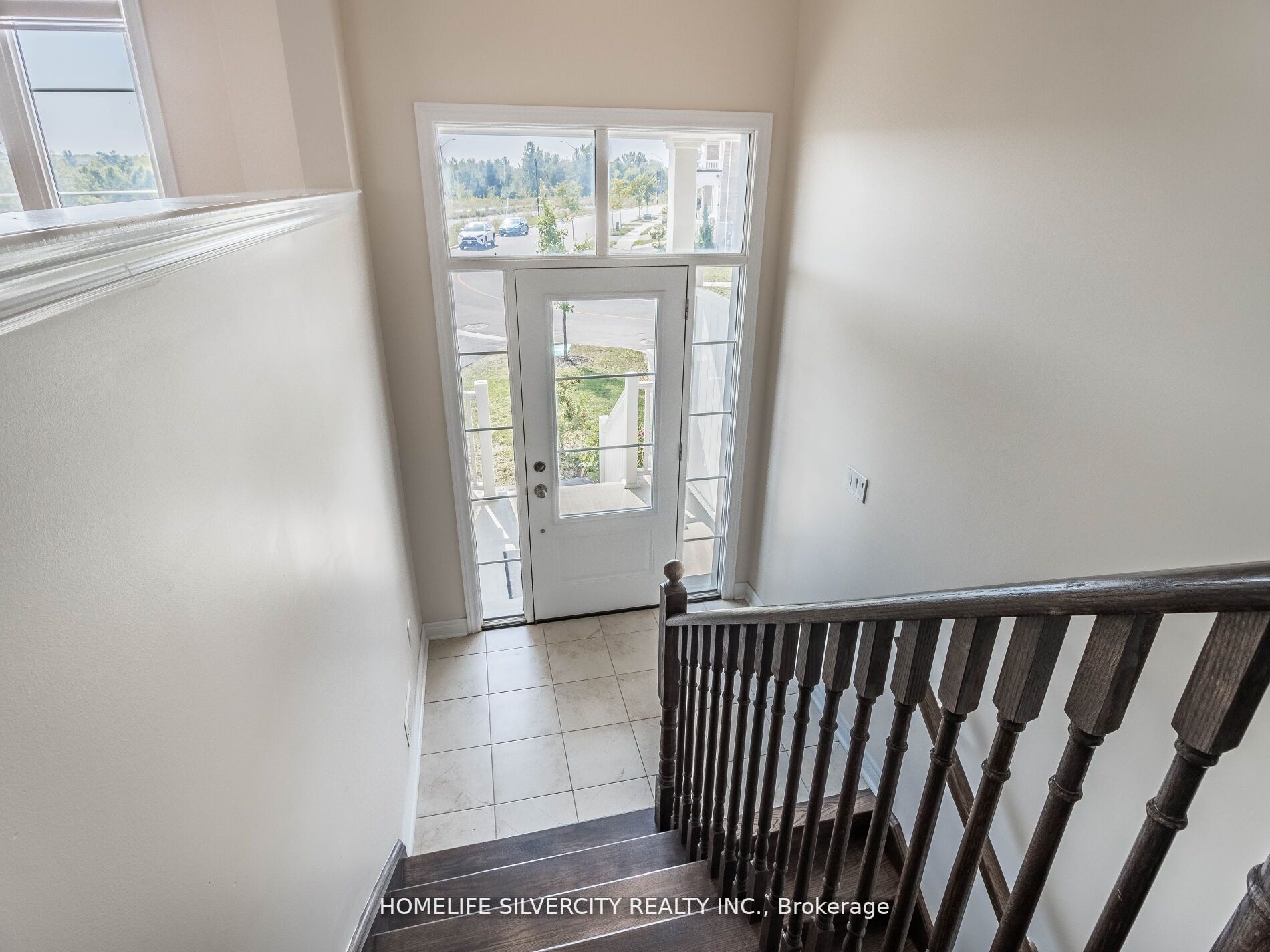 1183 Cactus Cres