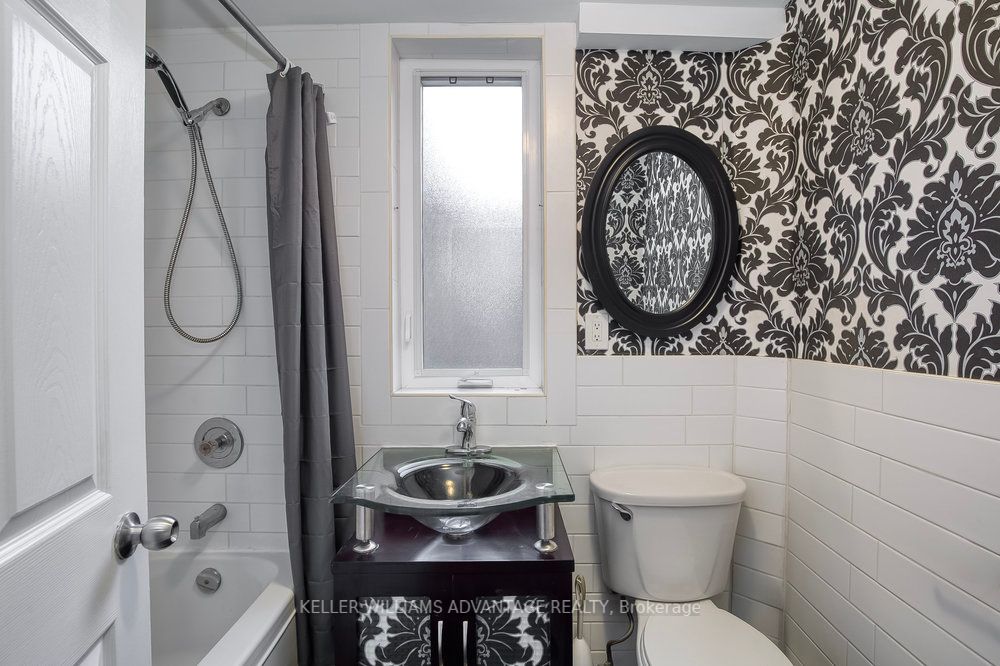 218 Broadview Ave