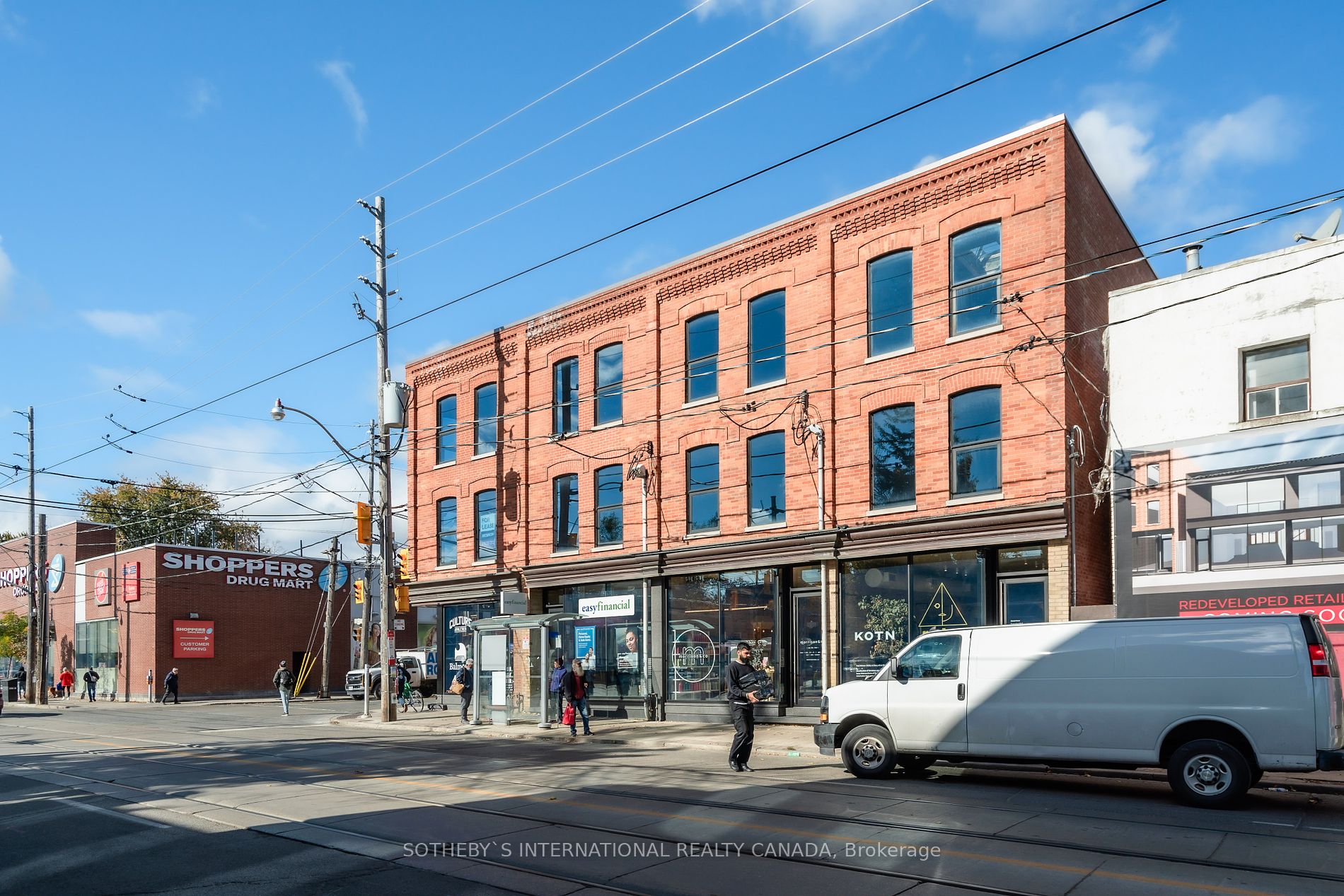 972 Queen St E, #200