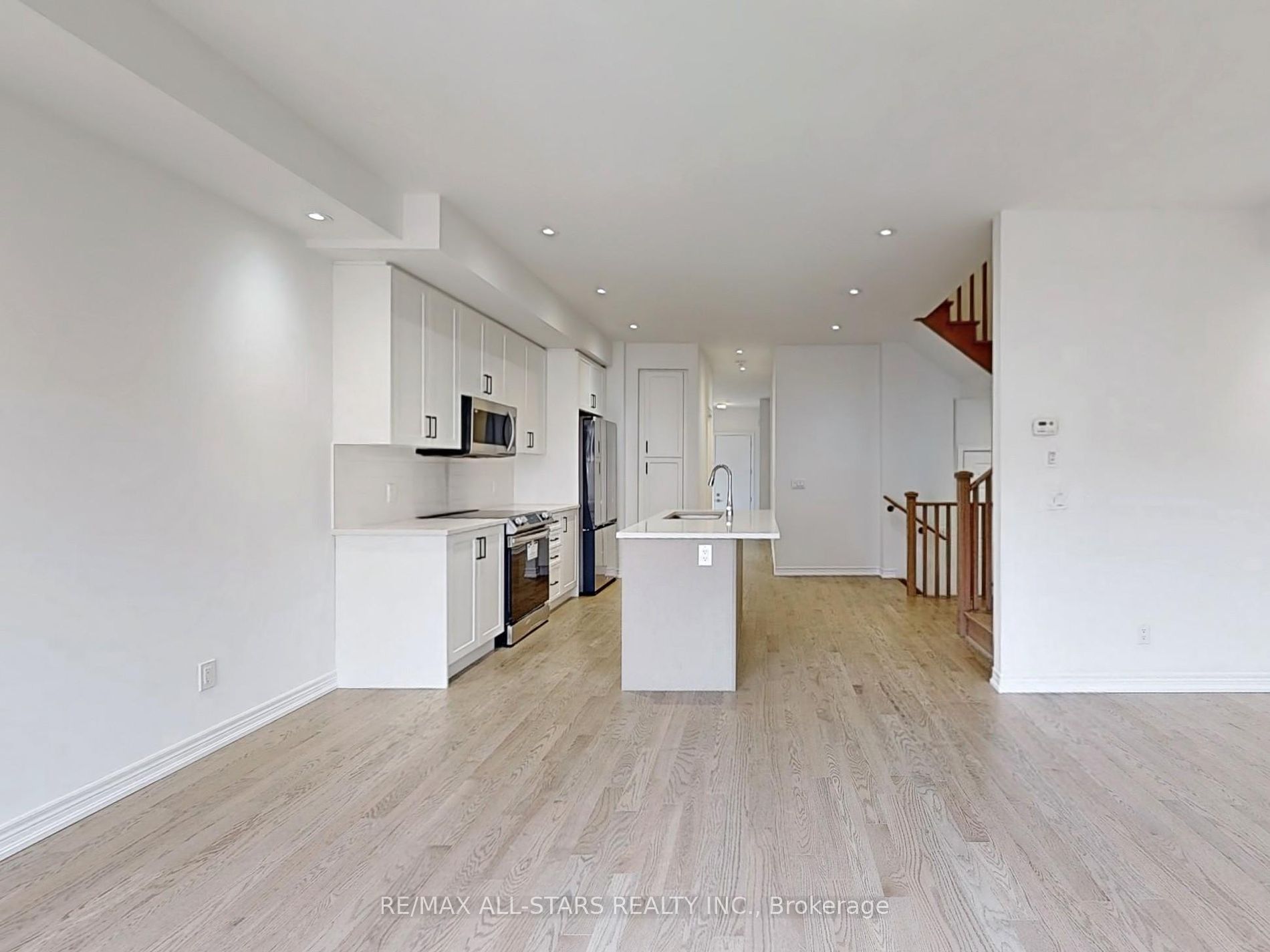 23 Sorbara Way