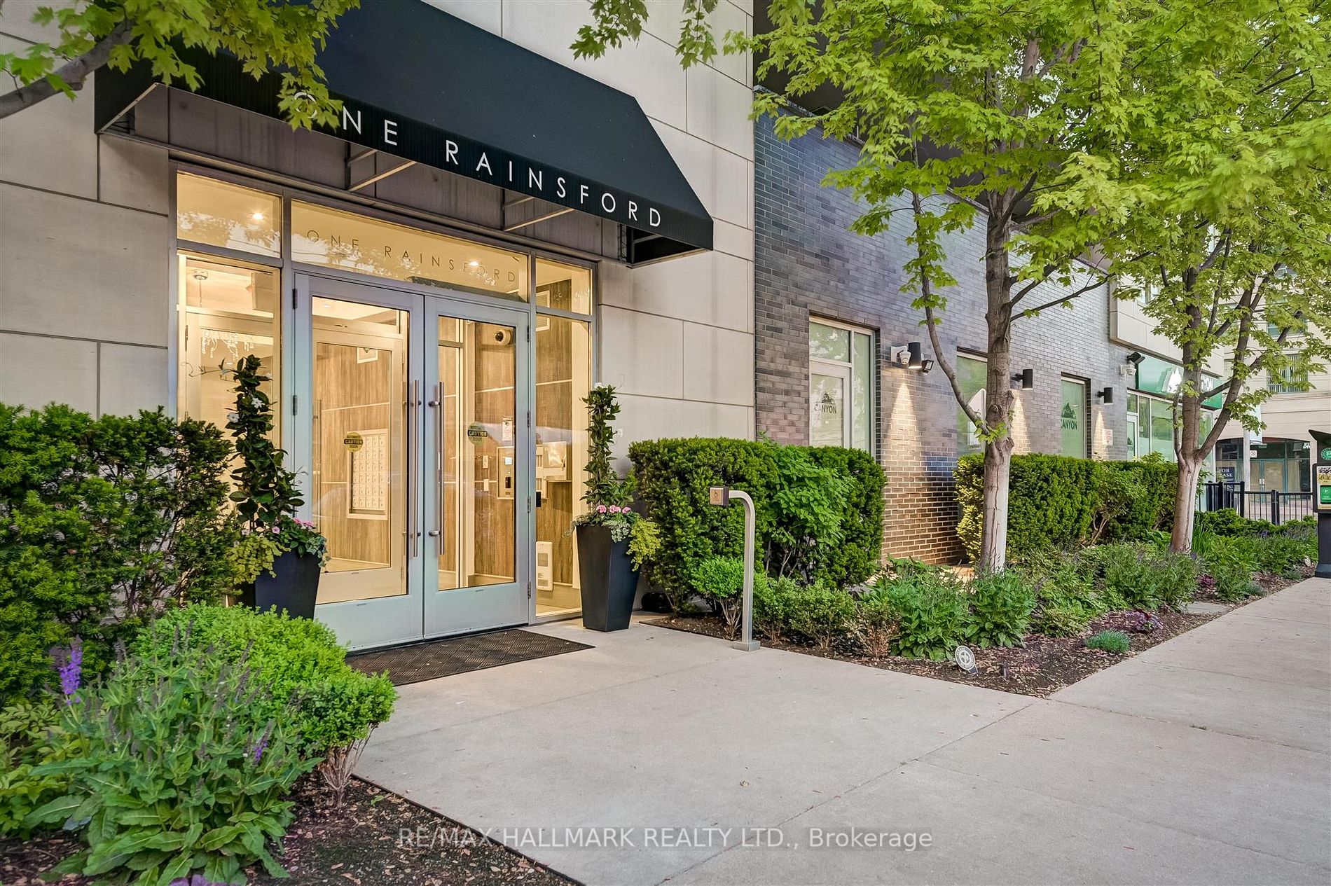 1 Rainsford Rd, #405