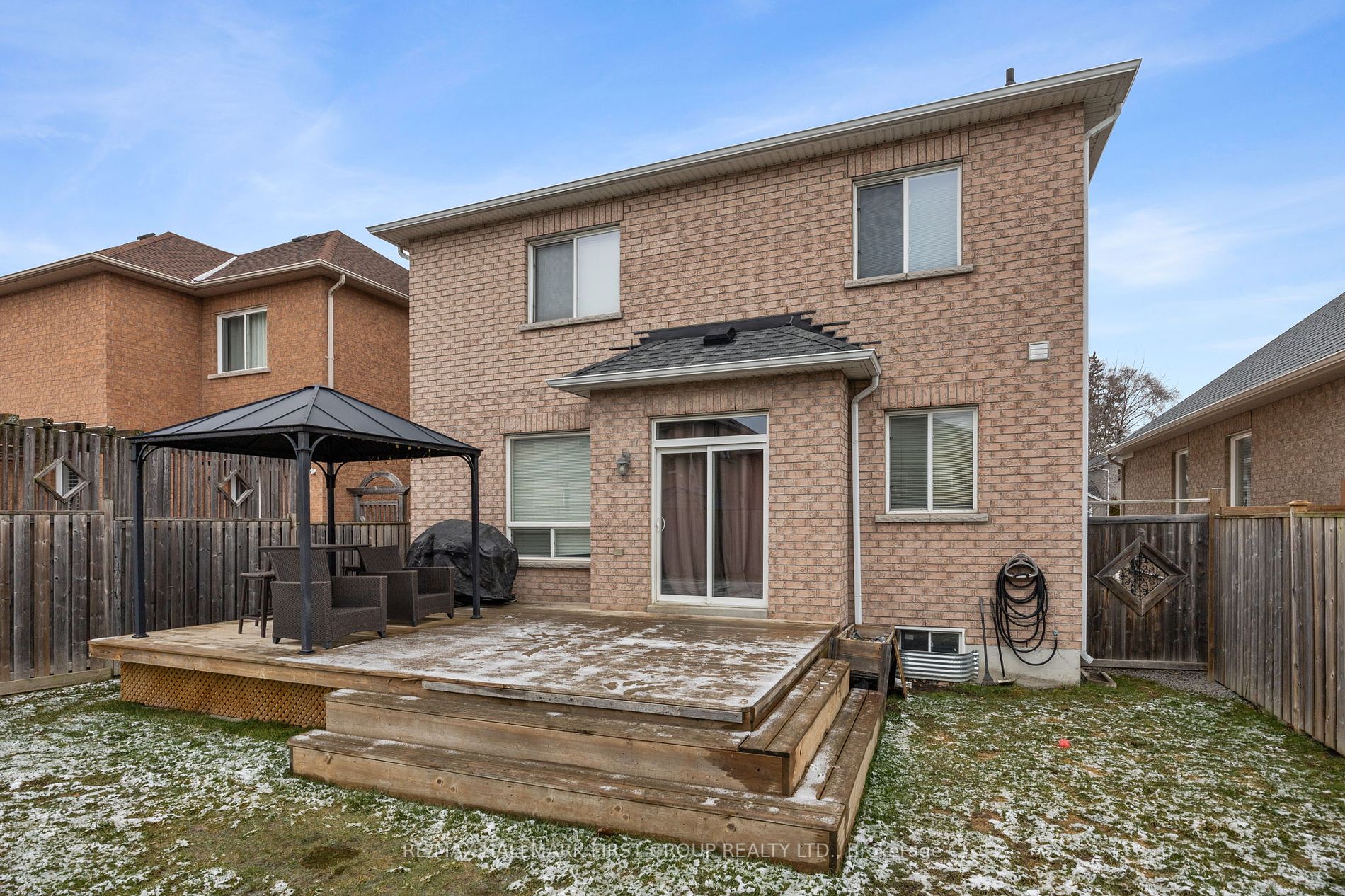 6B Hunt St