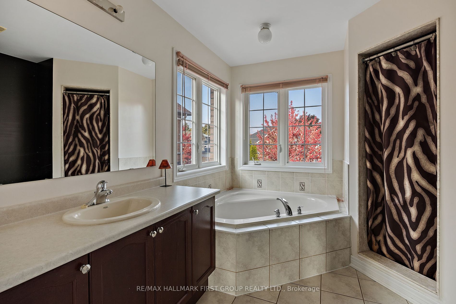6B Hunt St