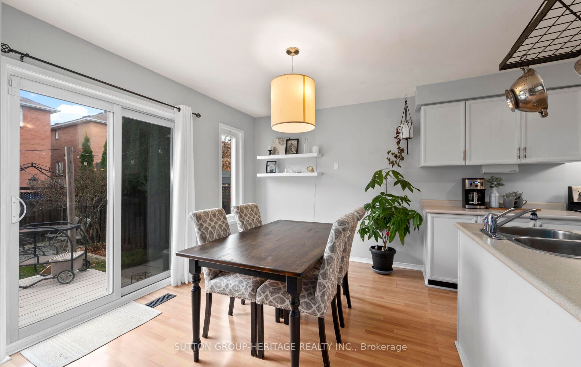 46 Macdermott Dr
