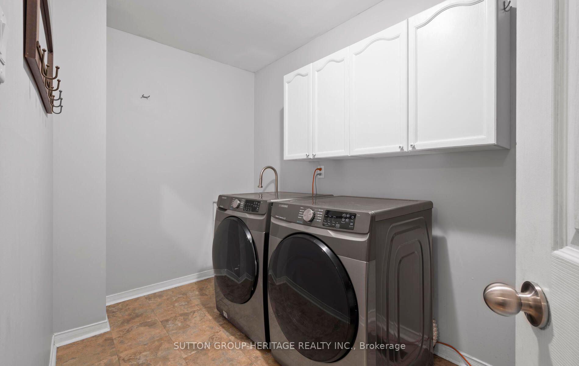 46 Macdermott Dr