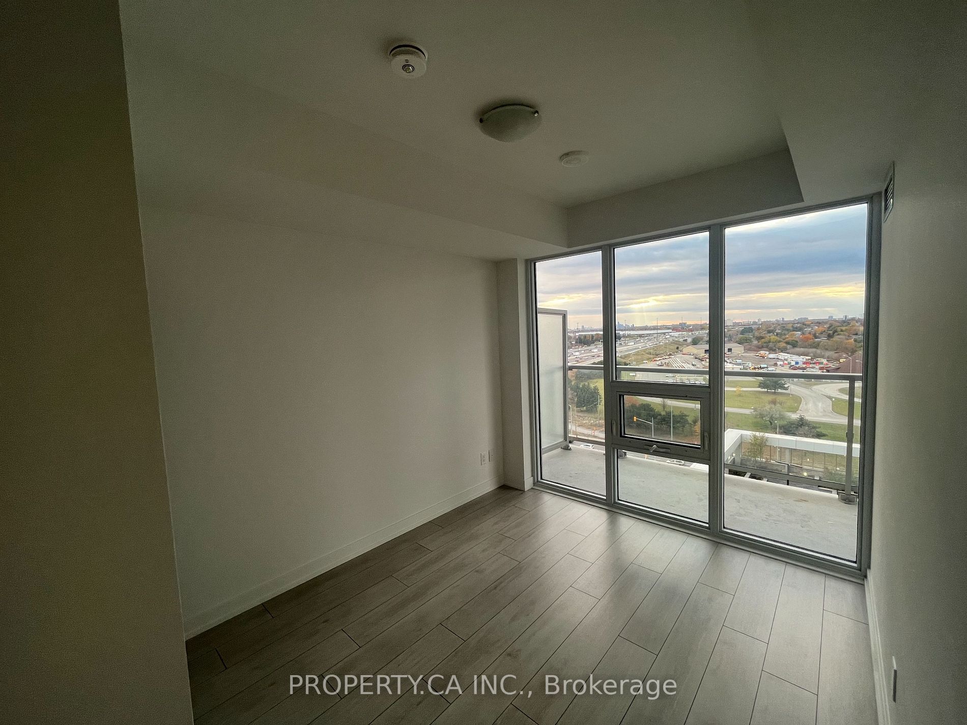 2033 Kennedy Rd, #1512