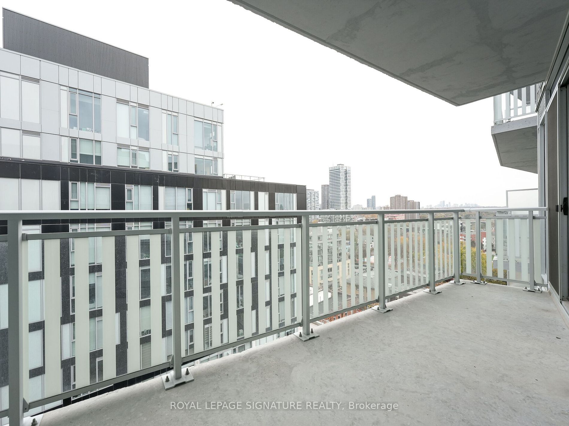 45 Baseball Pl, #1203