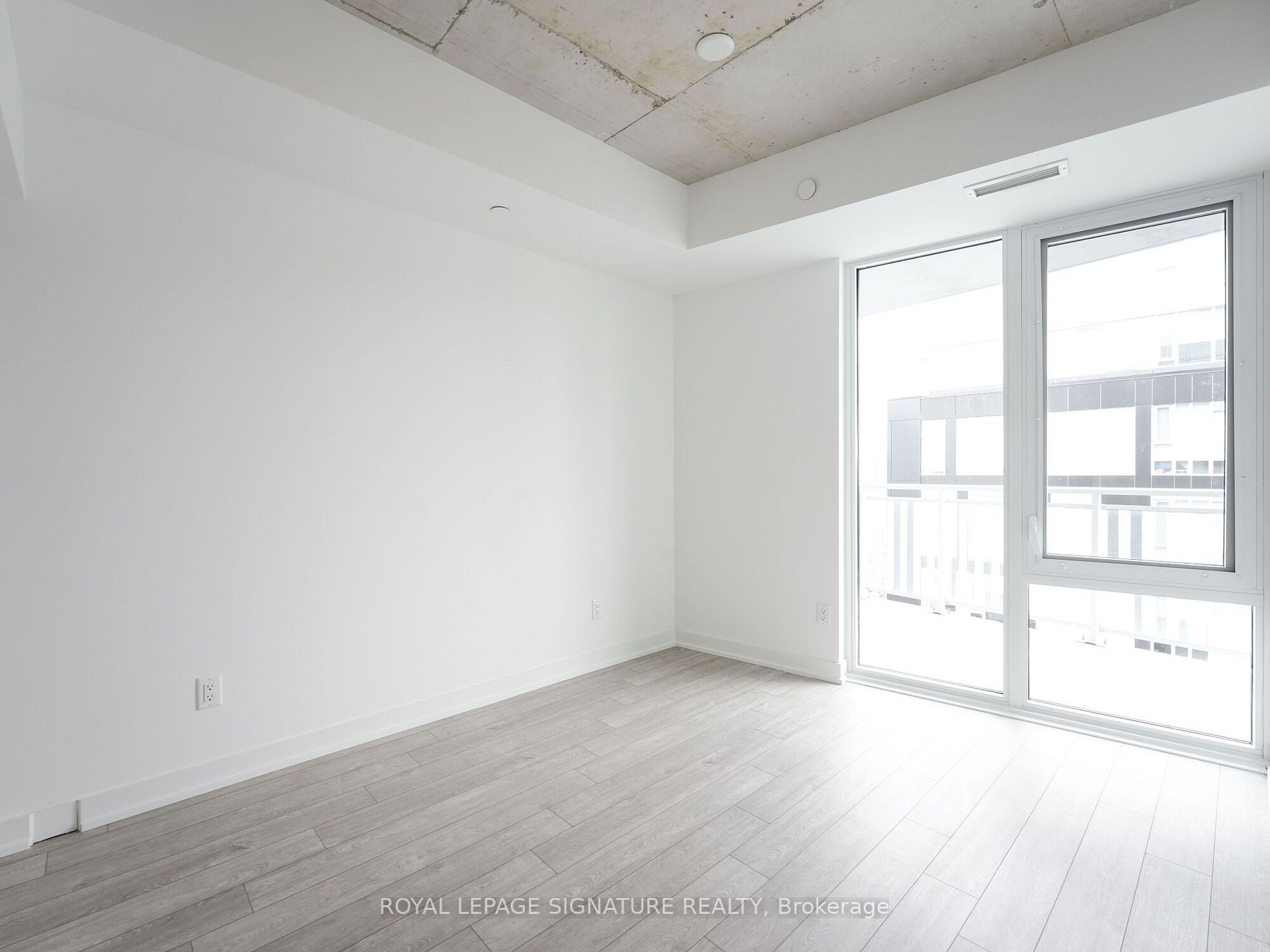 45 Baseball Pl, #1203