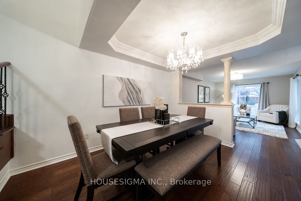 1611 Avonmore Square