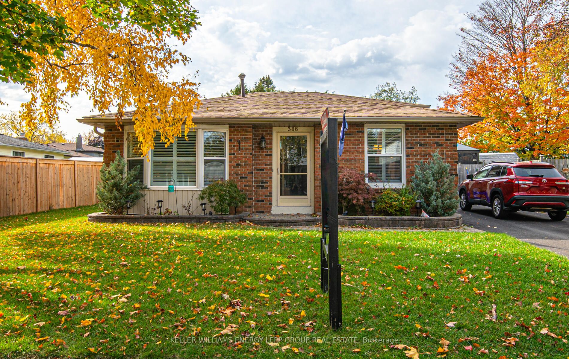 386 Rosedale Dr