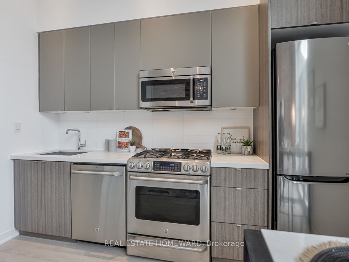 88 Colgate Ave, #Ph34