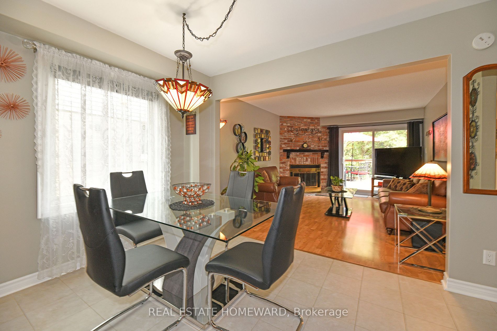 45 Harman Dr E