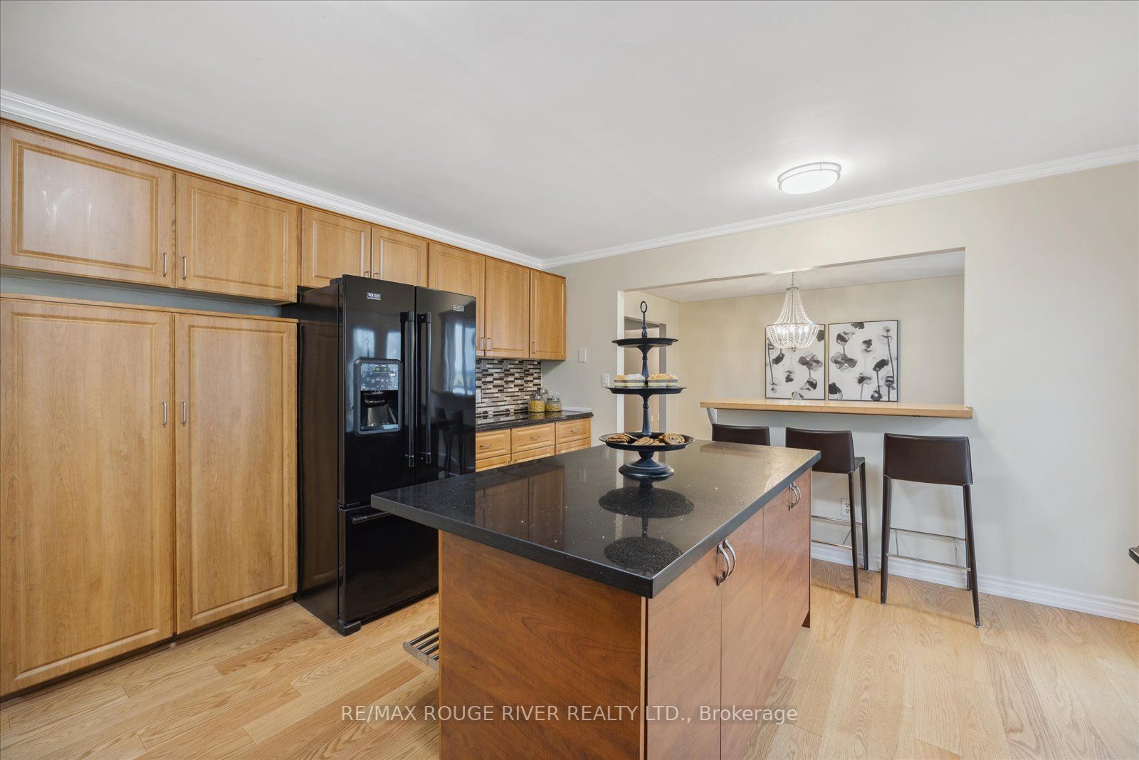 16601 Island Rd
