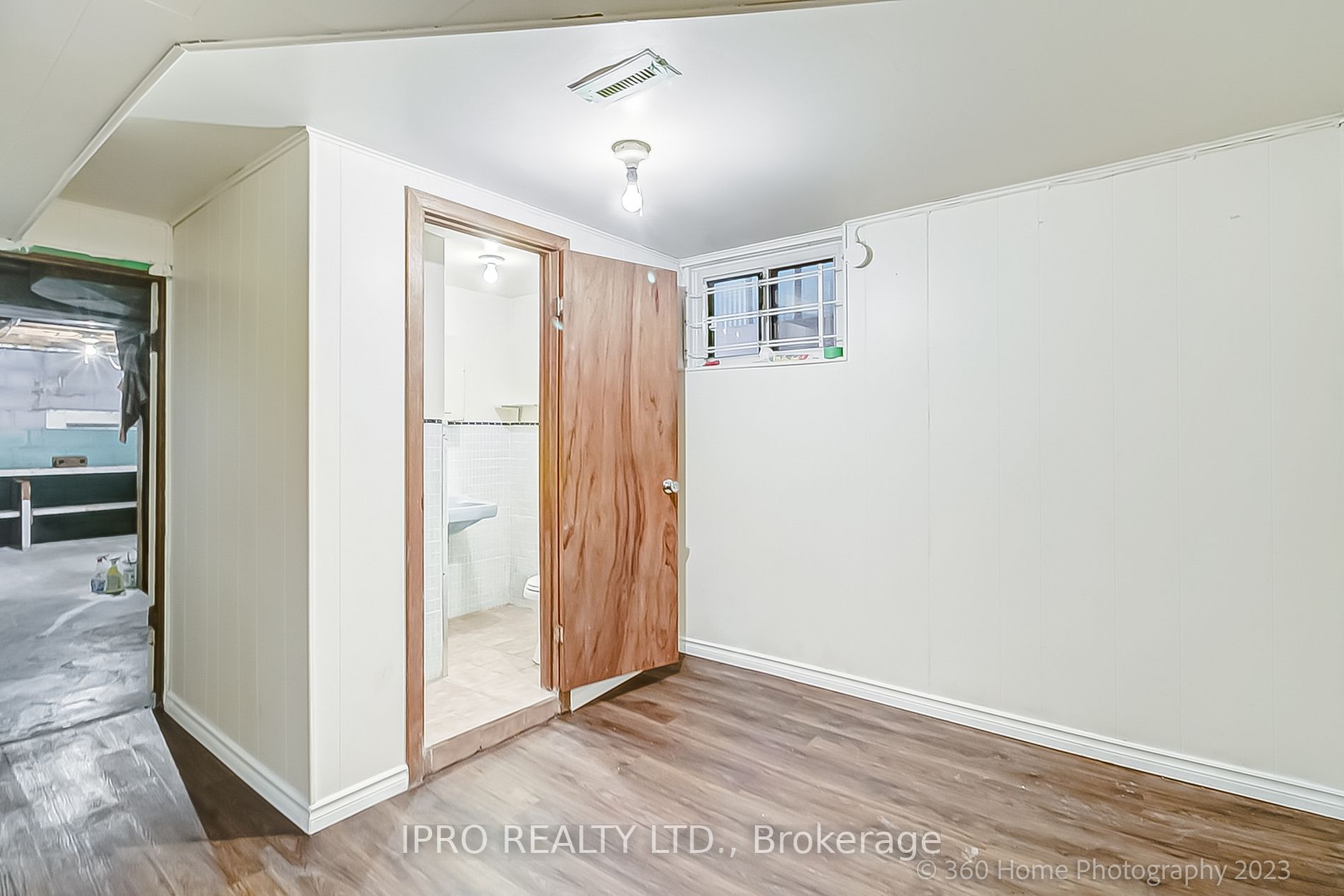 20 Florens Ave