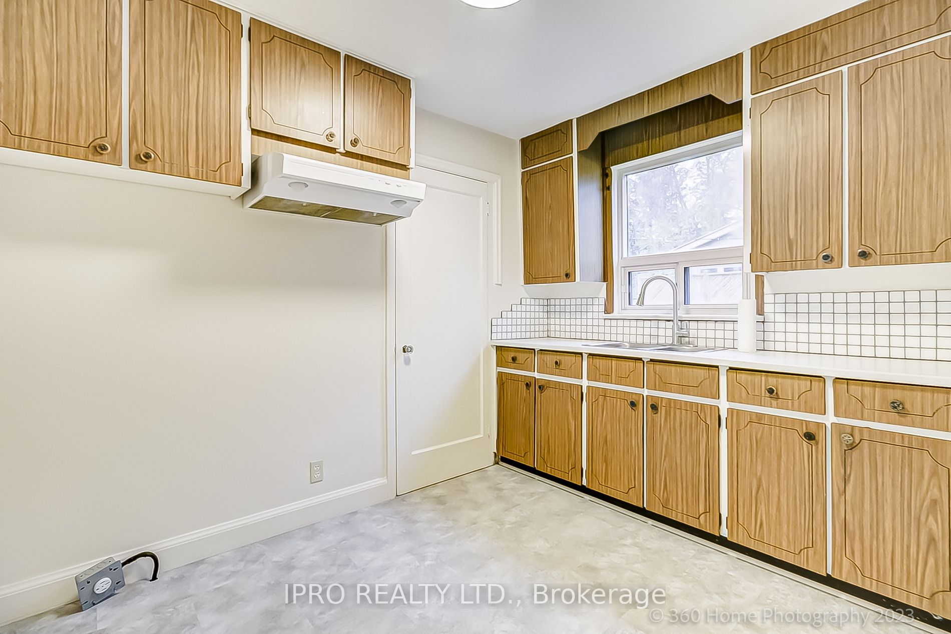 20 Florens Ave