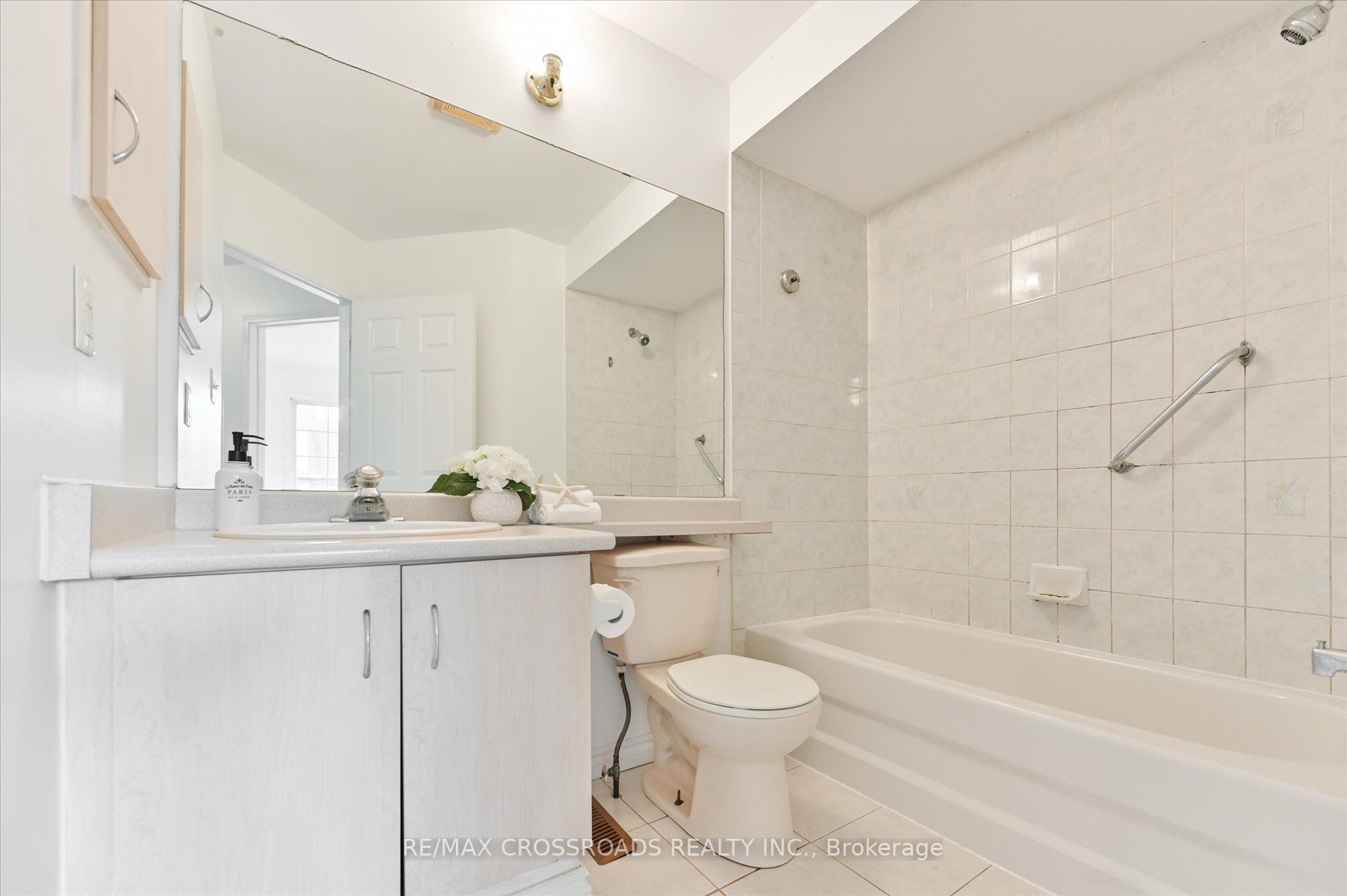 2 Hedge End Rd, #44