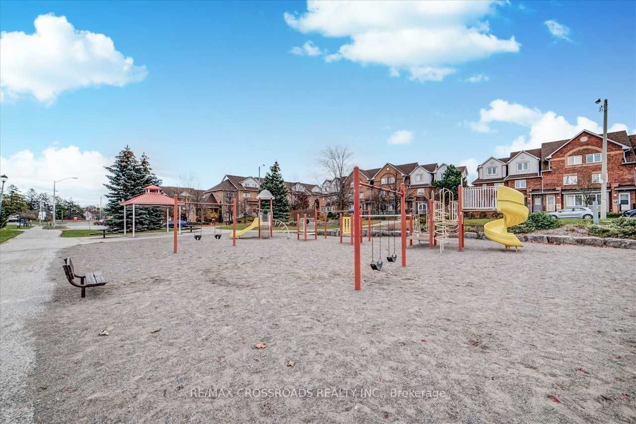 2 Hedge End Rd, #44