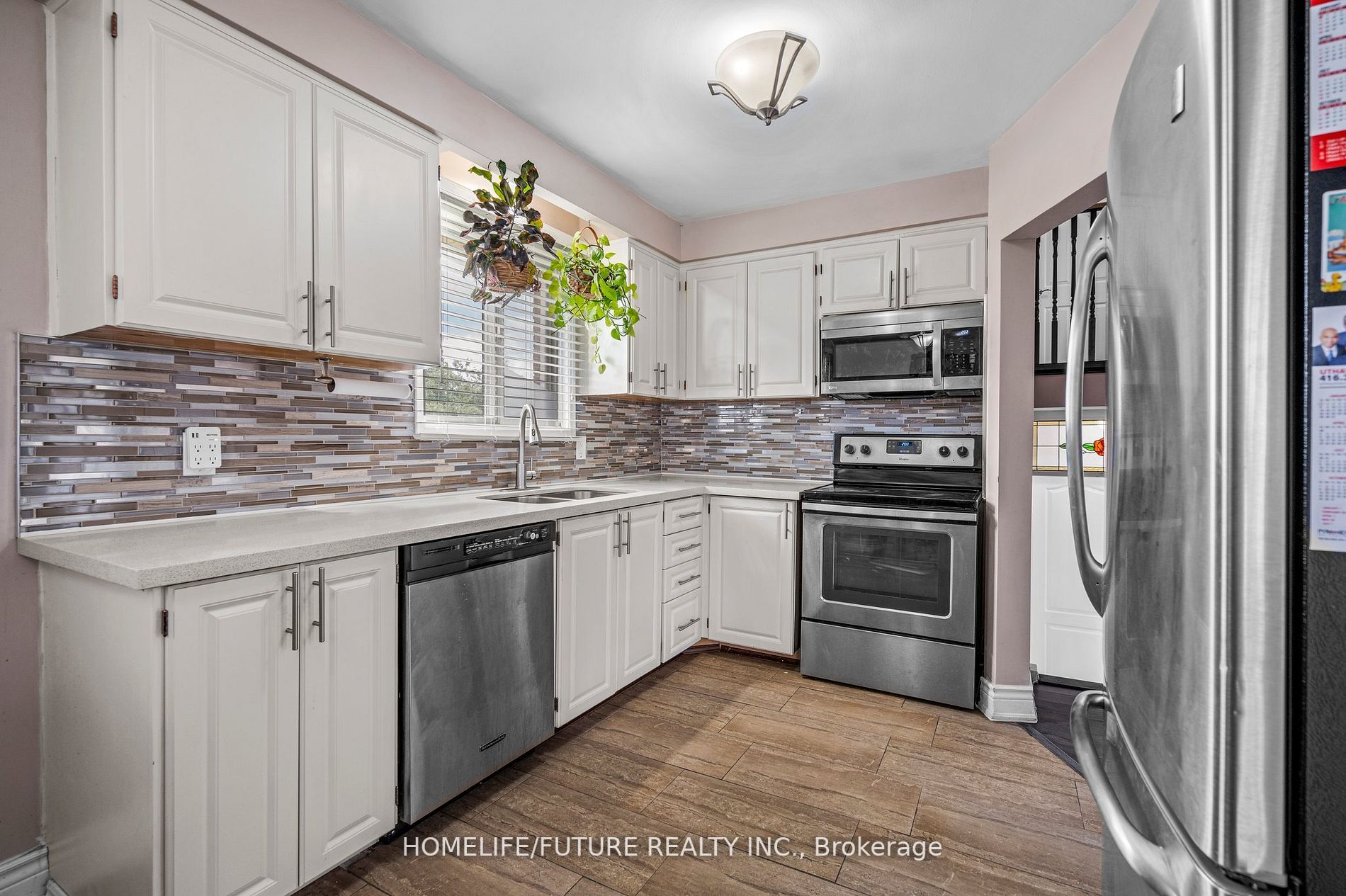 8 Albacore Crescent
