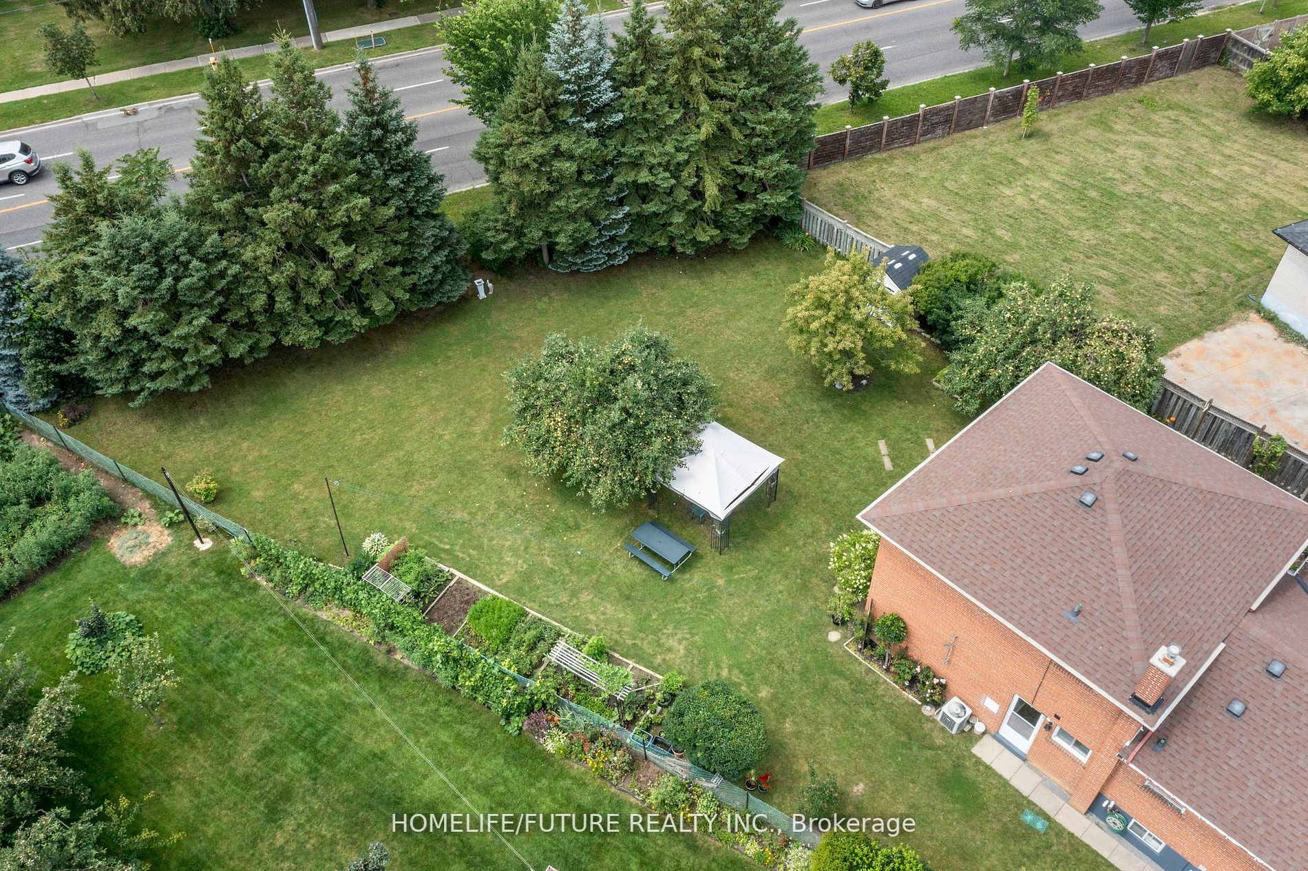 8 Albacore Crescent
