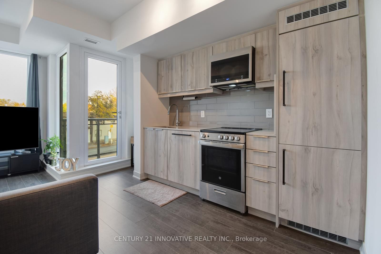 90 Glen Everest Road, #310