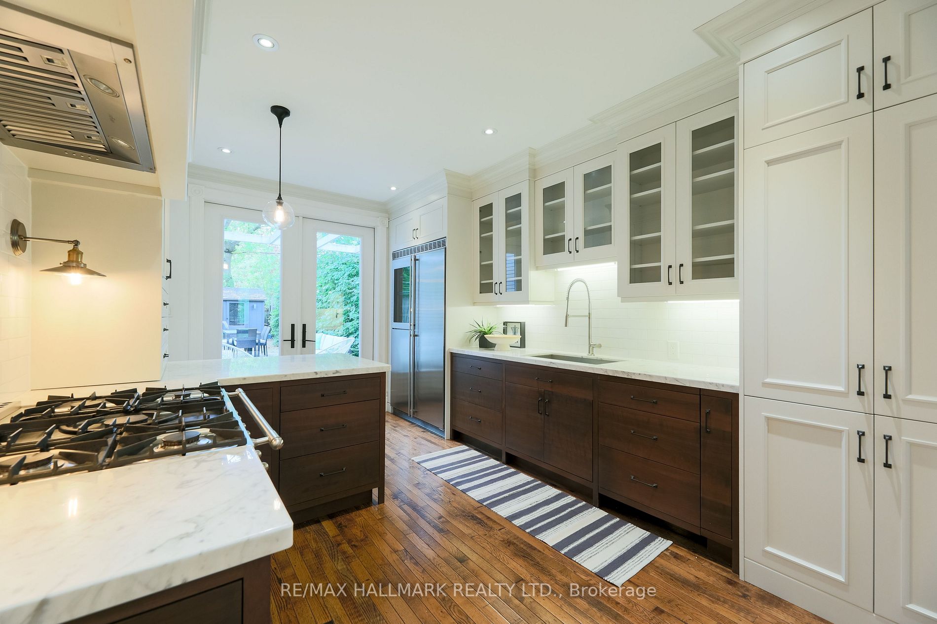 111 Victor Ave