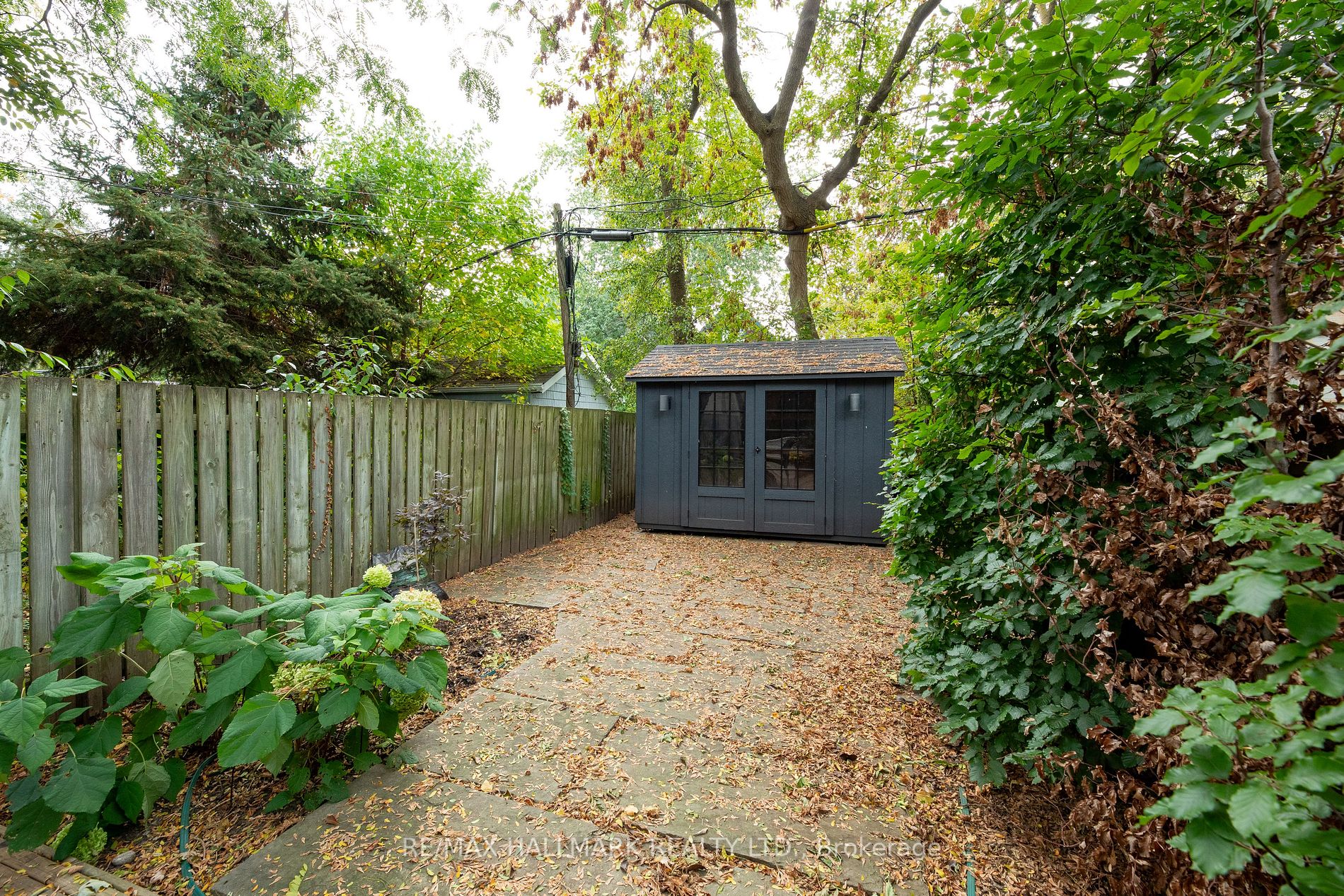 111 Victor Ave