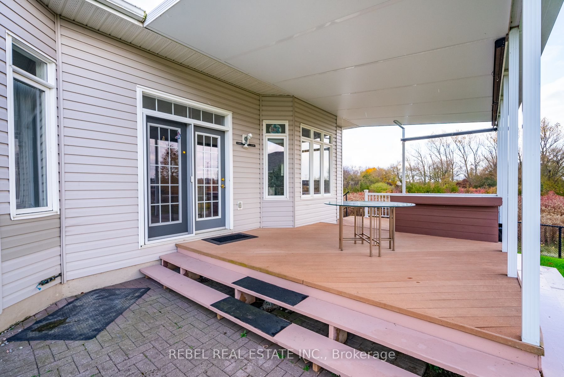 84 Hinkley Tr