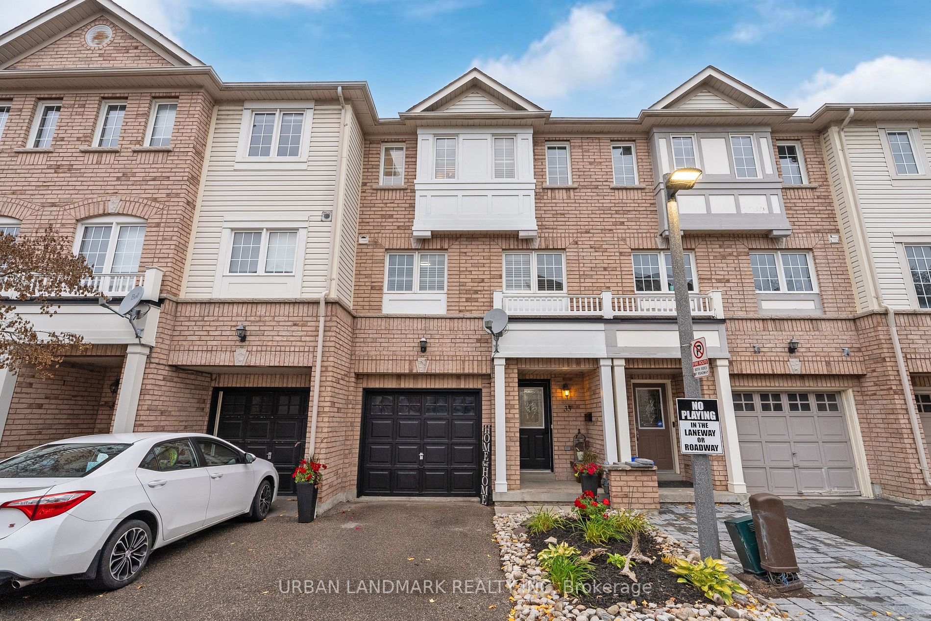 1850 Kingston Rd, #33