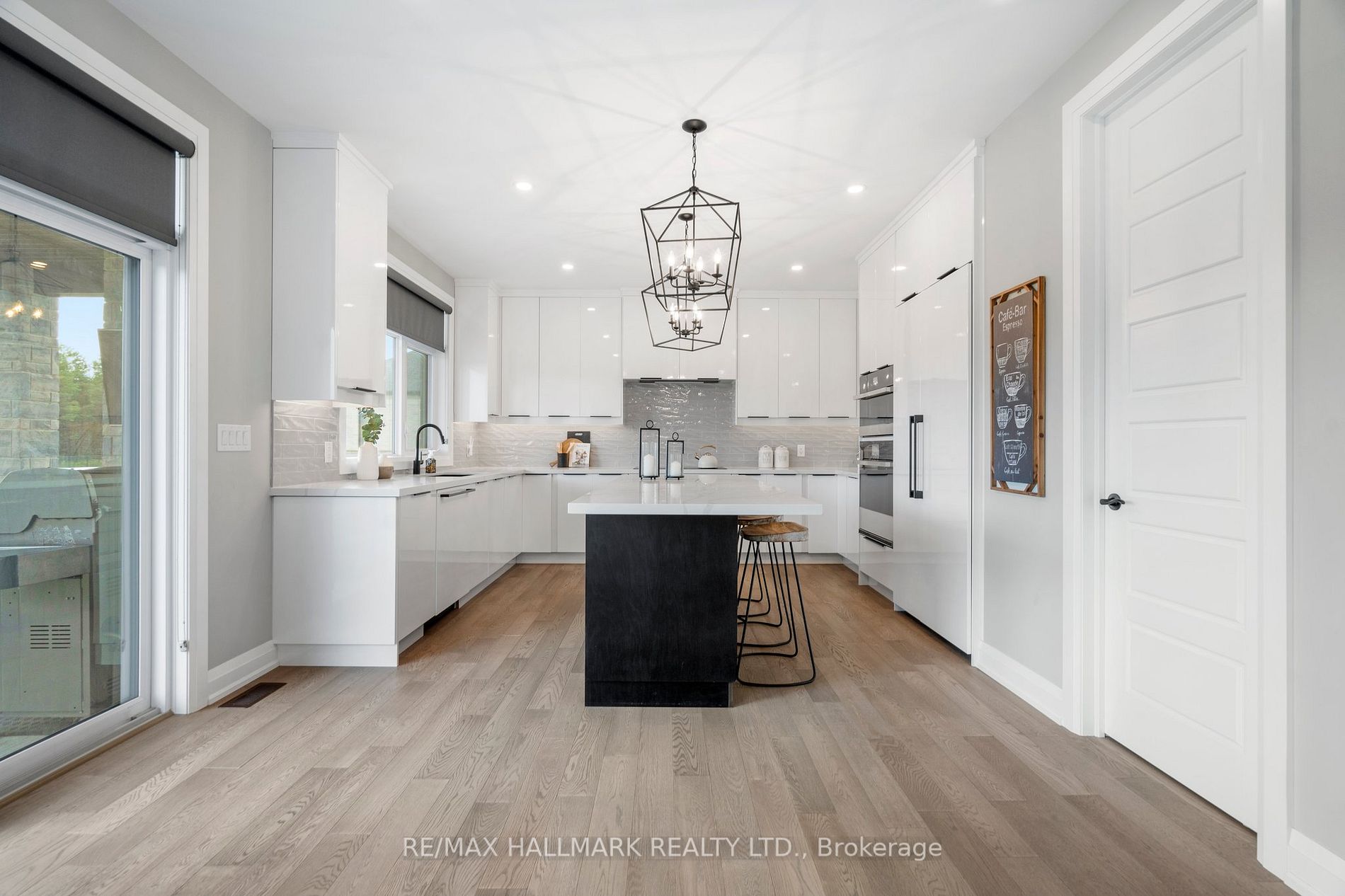 51 Charles Tilley Cres
