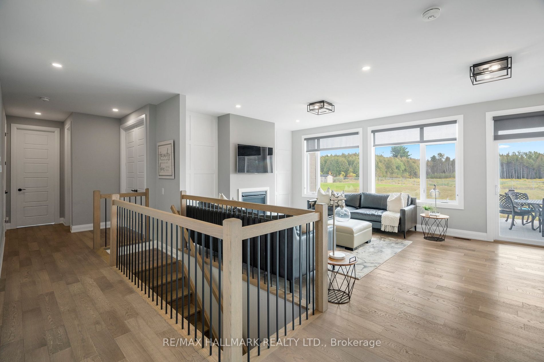 51 Charles Tilley Cres