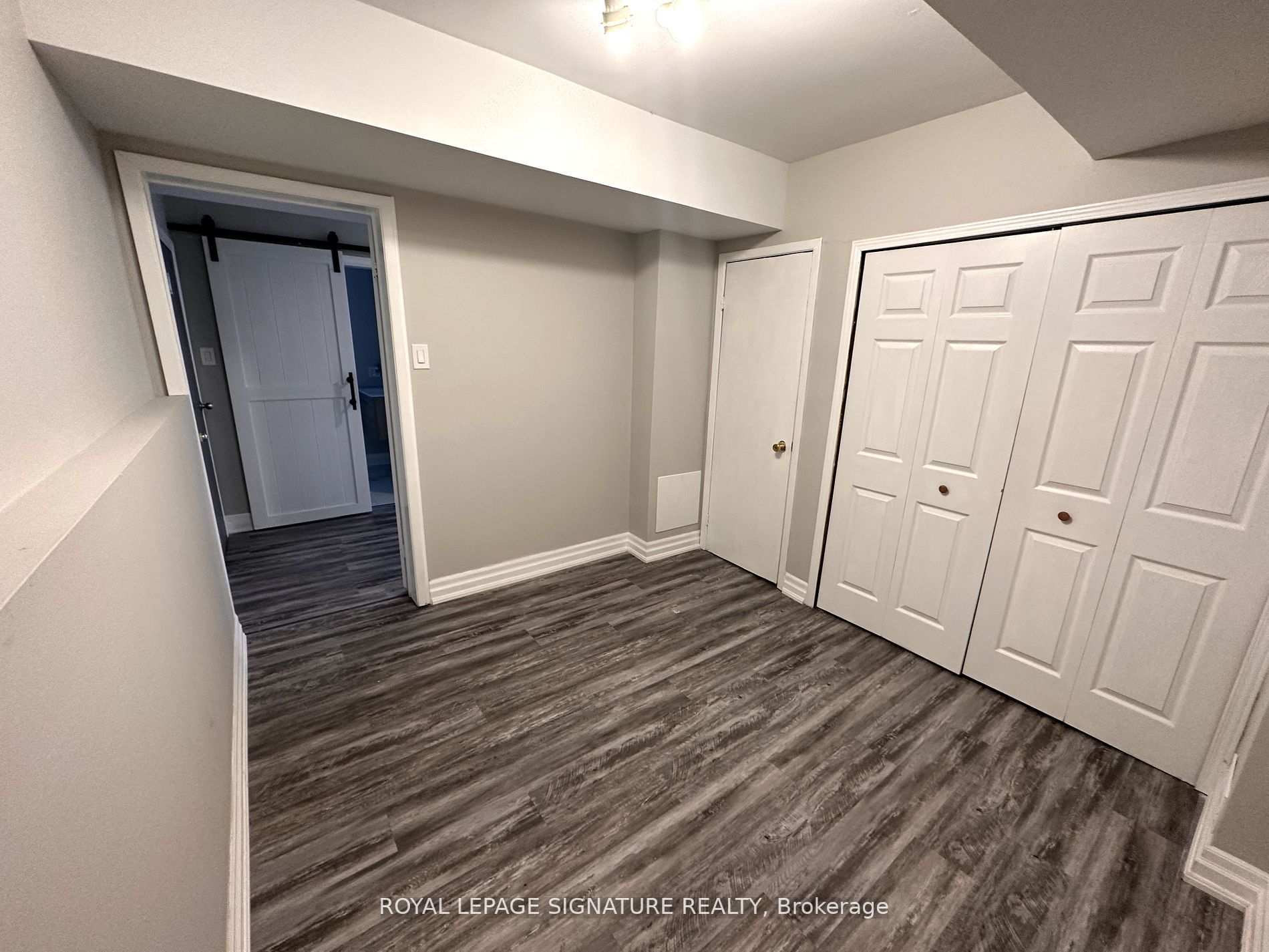 2 Whittington Crt, #Lower