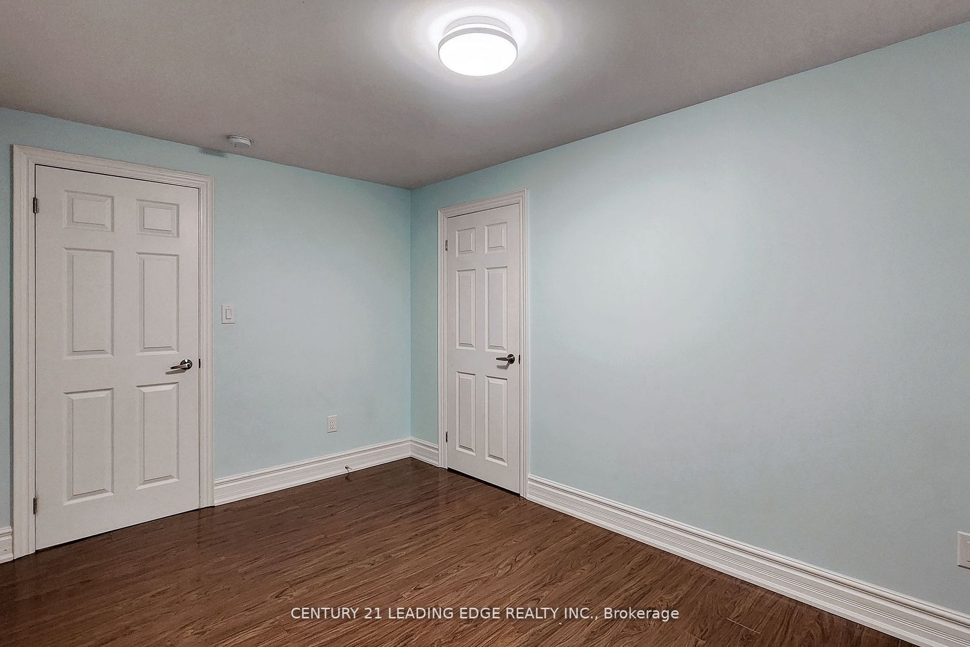 473 Oakwood Dr
