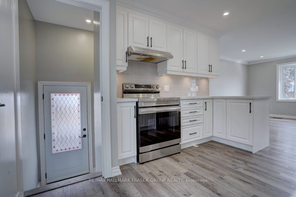1454 Evangeline Dr