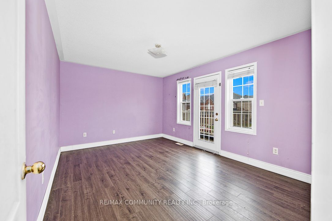 10 Hinsley Crescent