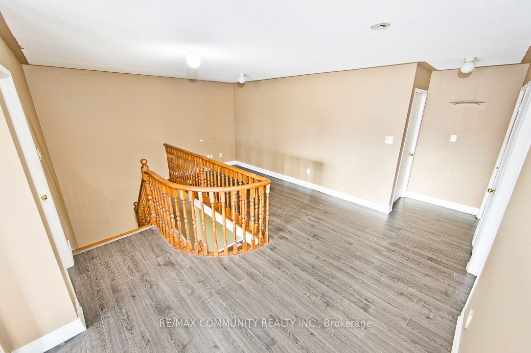 10 Hinsley Crescent