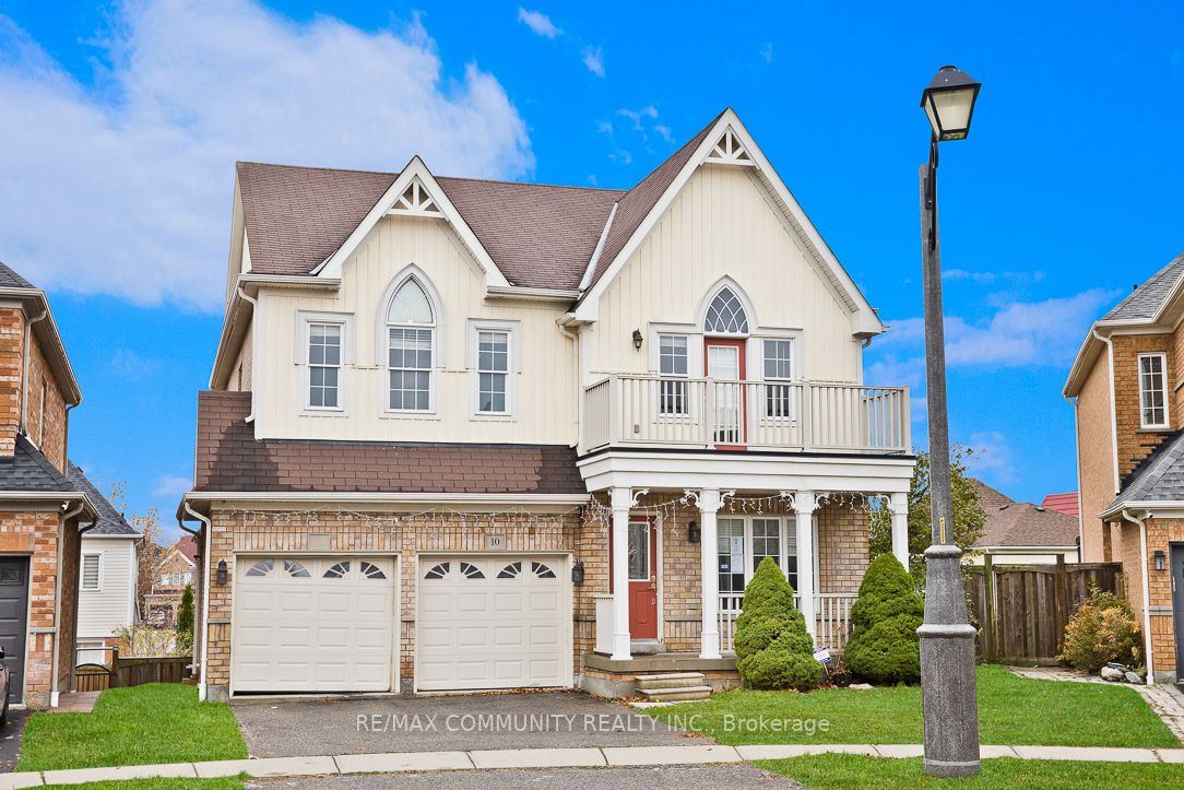 10 Hinsley Cres