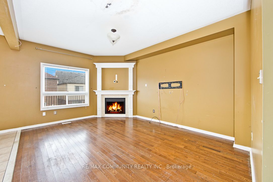 10 Hinsley Crescent