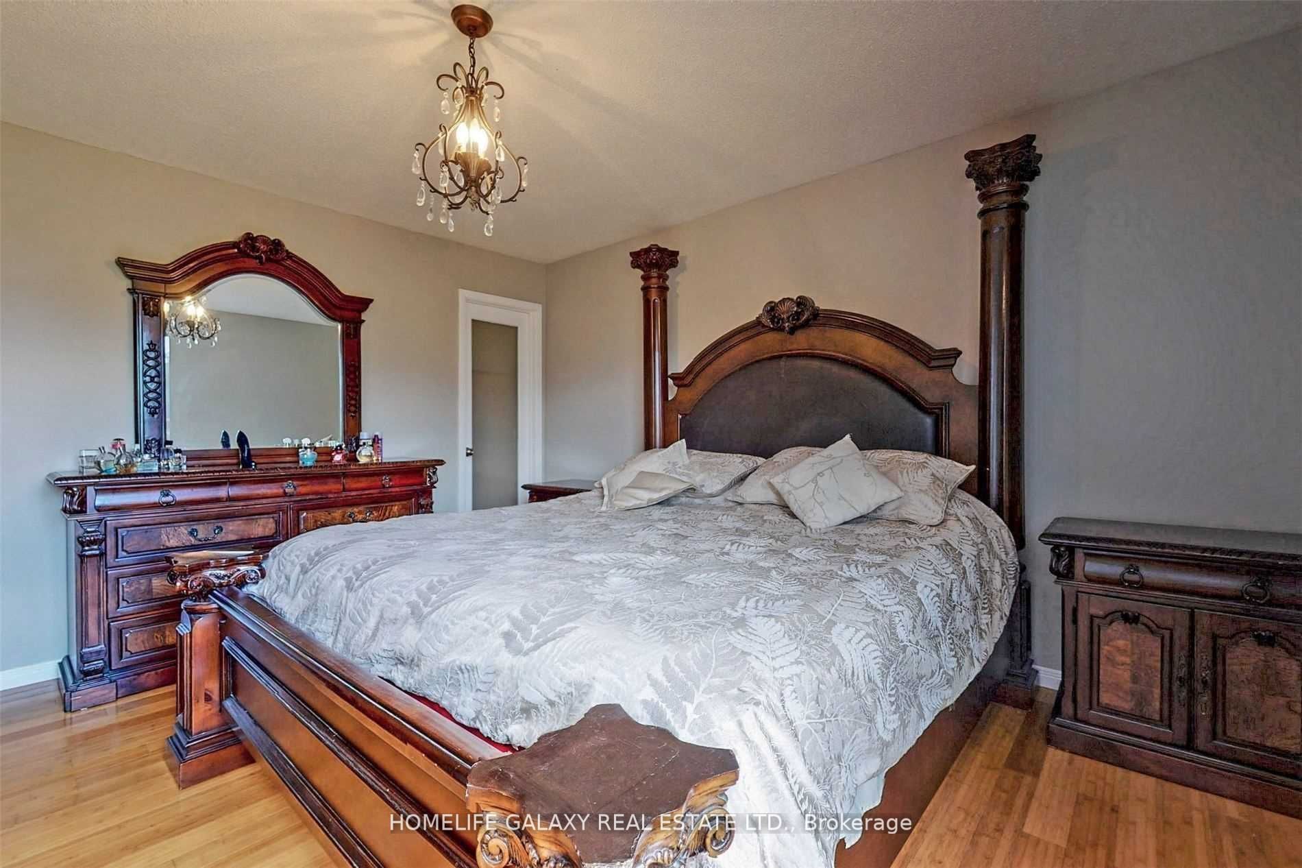 1940 Glengrove Rd